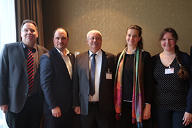 V.l. Mark Ungerathen (Schlienz Tours), Marius Griego (Arosa), Uwe Schneider (GTW), Simone Spörlein (Spörlein Reisen) und Claudi van der Ploeg (HTG Services Asterdam).