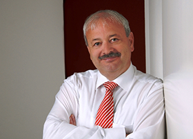 Geschäftsführer Uwe Schneider