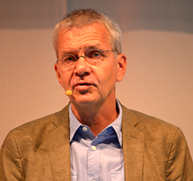 Am Dienstag um 11:30 Uhr eröffnete Martin Lohmann von der F.U.R. mit seinem Vortrag das TrendForum zum RDA 2015. Am Dienstag um 11:30 Uhr eröffnete Martin Lohmann von der F.U.R. mit seinem Vortrag das TrendForum zum RDA 2015.